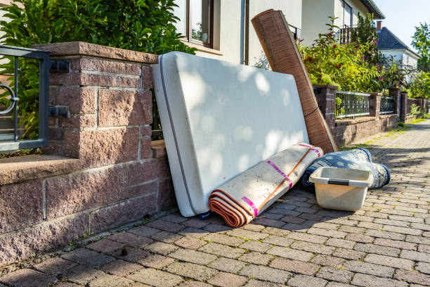 Best Construction Debris Removal  in Hancock, MI